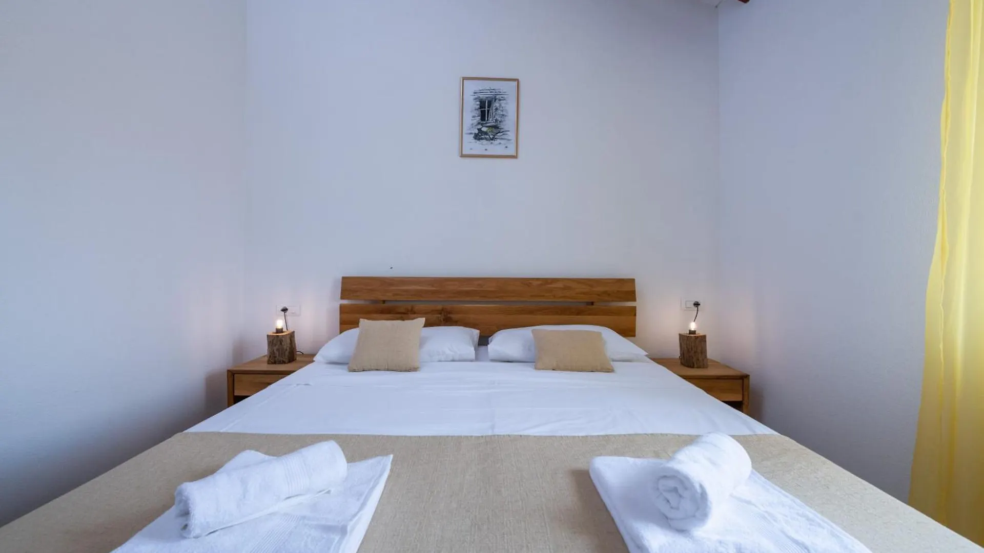Villa Katja Near Pula With Whirlpool Only 3 Km From The Beach クルニカ