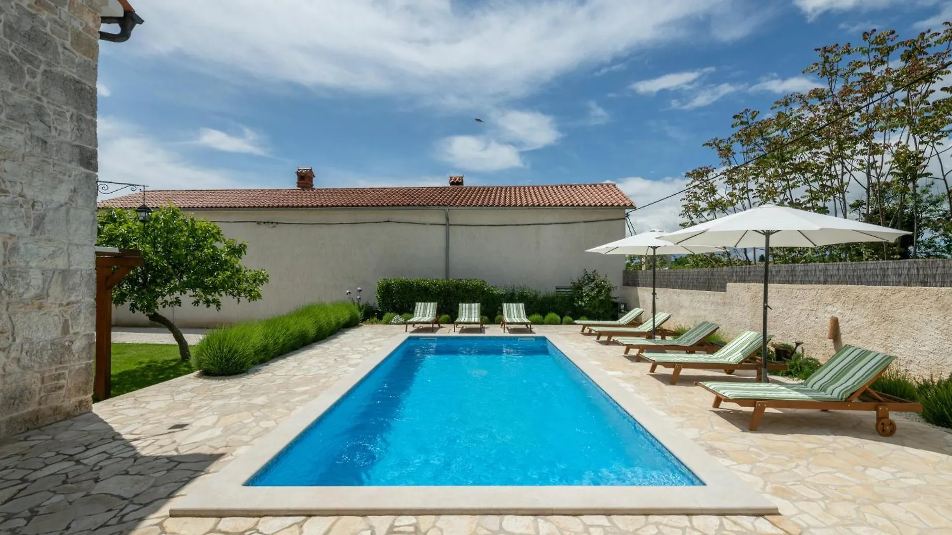 Villa Katja Near Pula With Whirlpool Only 3 Km From The Beach Krnica Kroatien